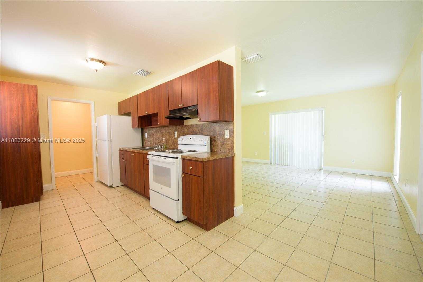 Small Image of 15410 SOUTH WEST 295TH ST, Homestead Number 6