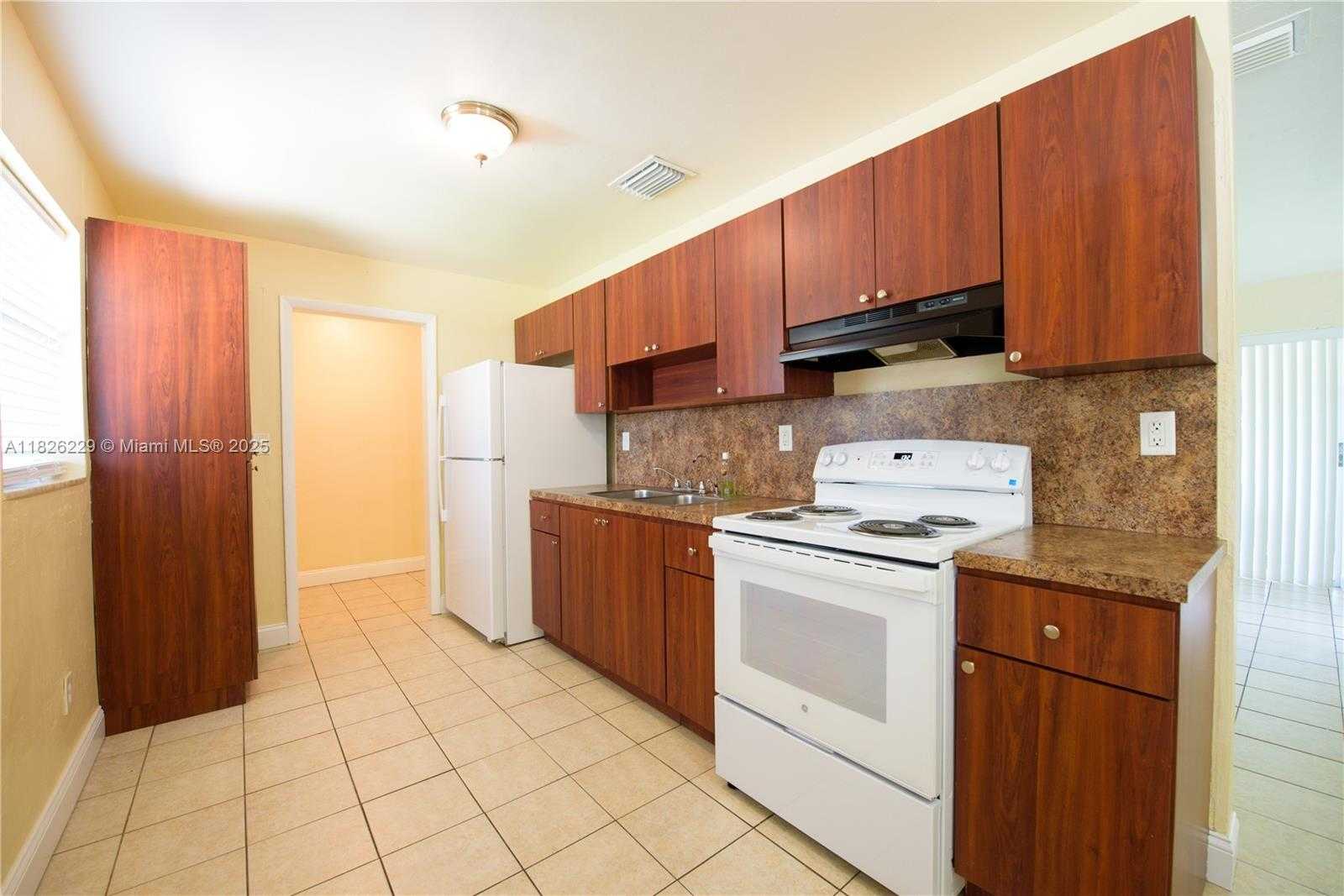 Small Image of 15410 SOUTH WEST 295TH ST, Homestead Number 7