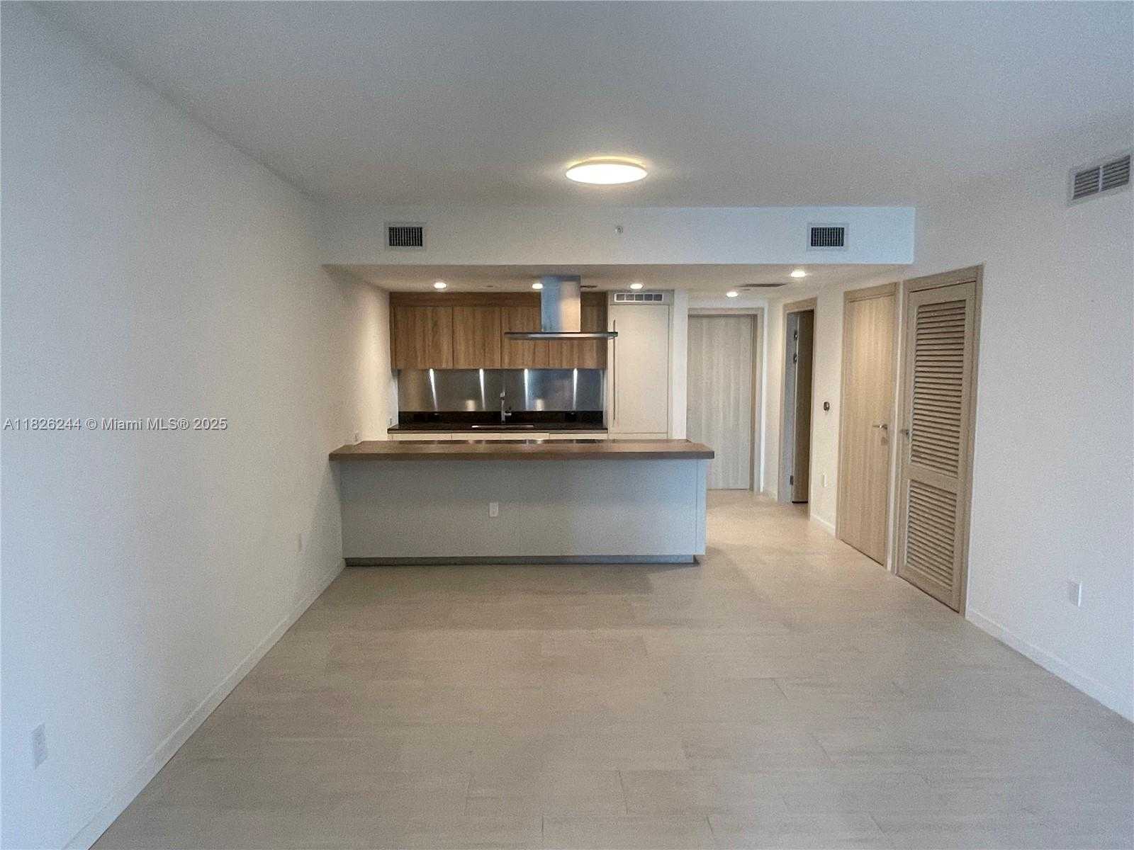 Small Image of 1000 BRICKELL PLZ #3903, Miami Number 29