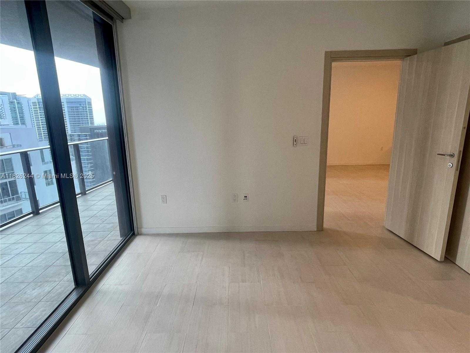 Small Image of 1000 BRICKELL PLZ #3903, Miami Number 37
