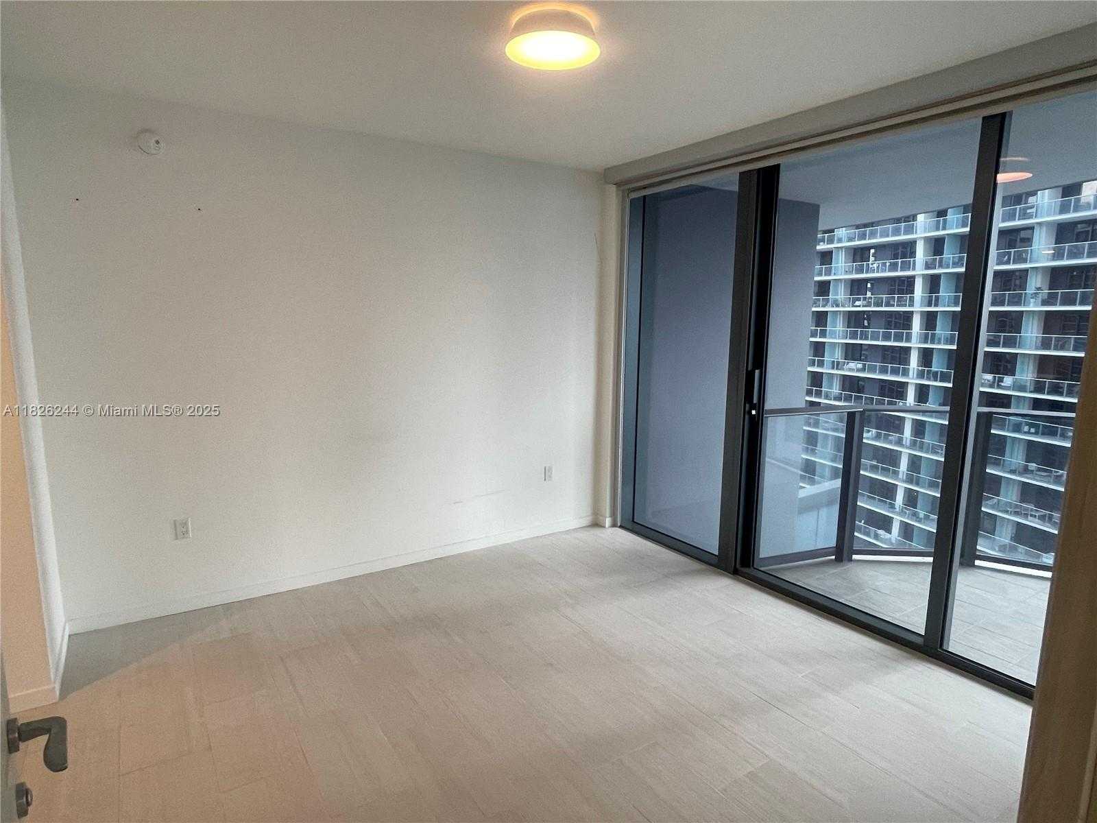 Small Image of 1000 BRICKELL PLZ #3903, Miami Number 38