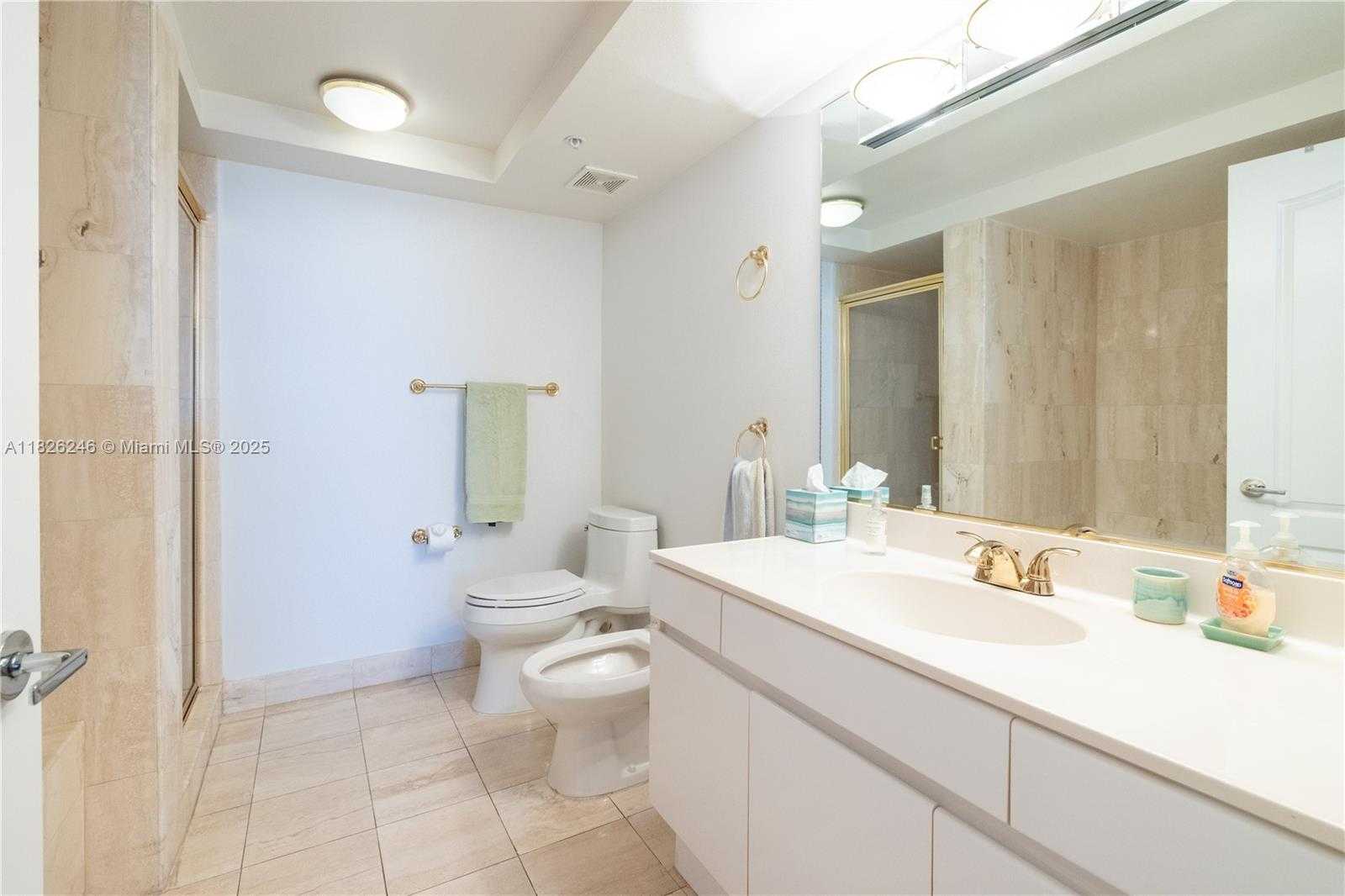 Small Image of 1800 SUNSET HARBOUR DR #2405, Miami Beach Number 14