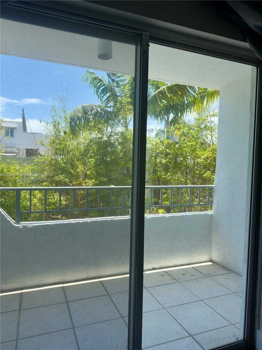 Small Image of 1610 LENOX AVE #215, Miami Beach Number 10