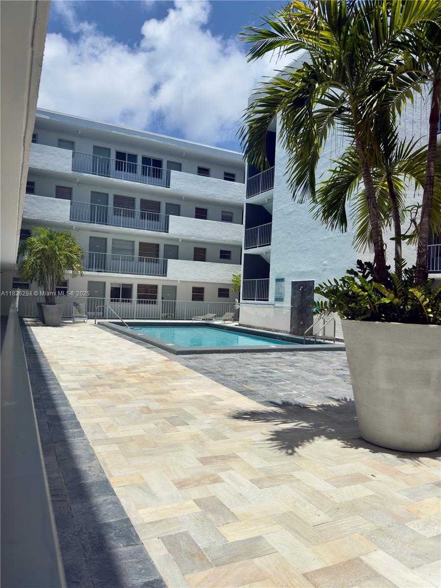Small Image of 1610 LENOX AVE #215, Miami Beach Number 13