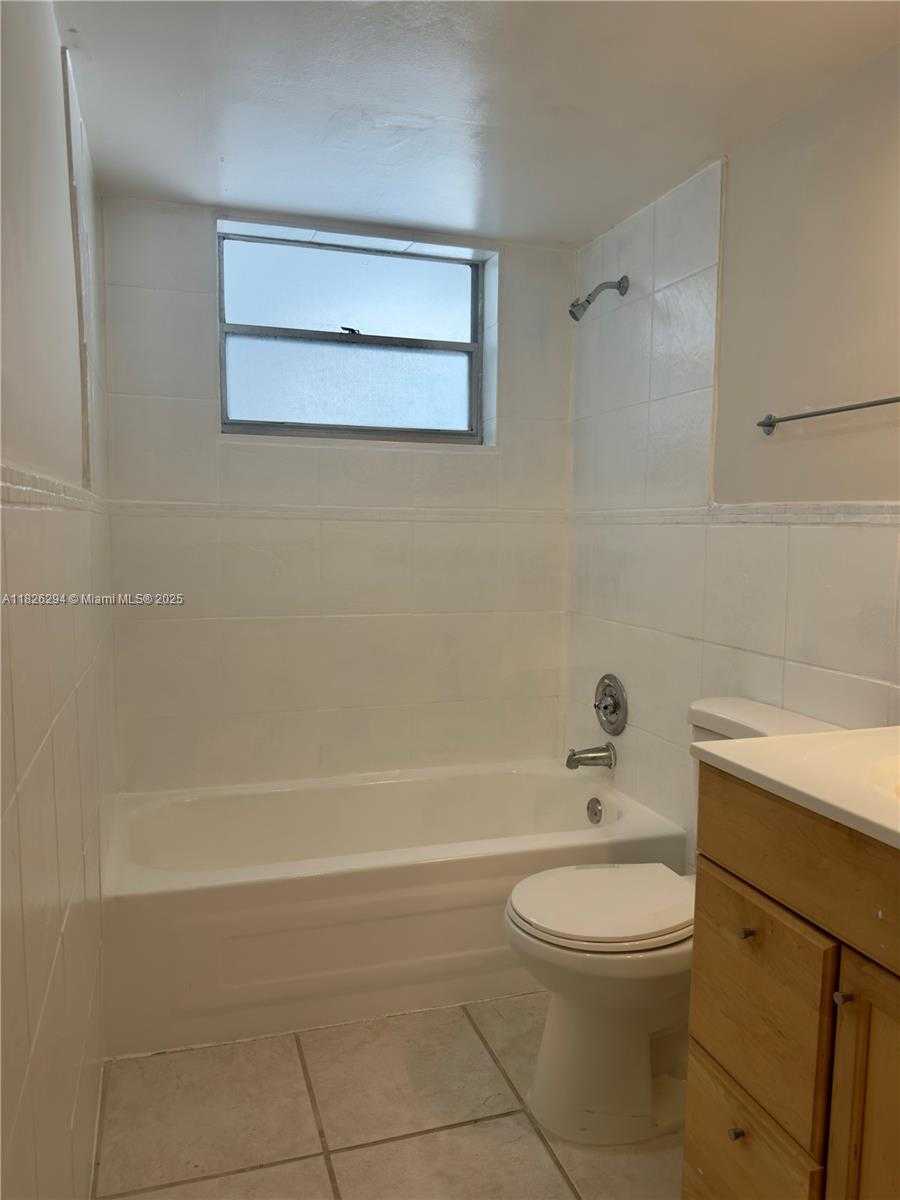 Small Image of 1610 LENOX AVE #215, Miami Beach Number 9
