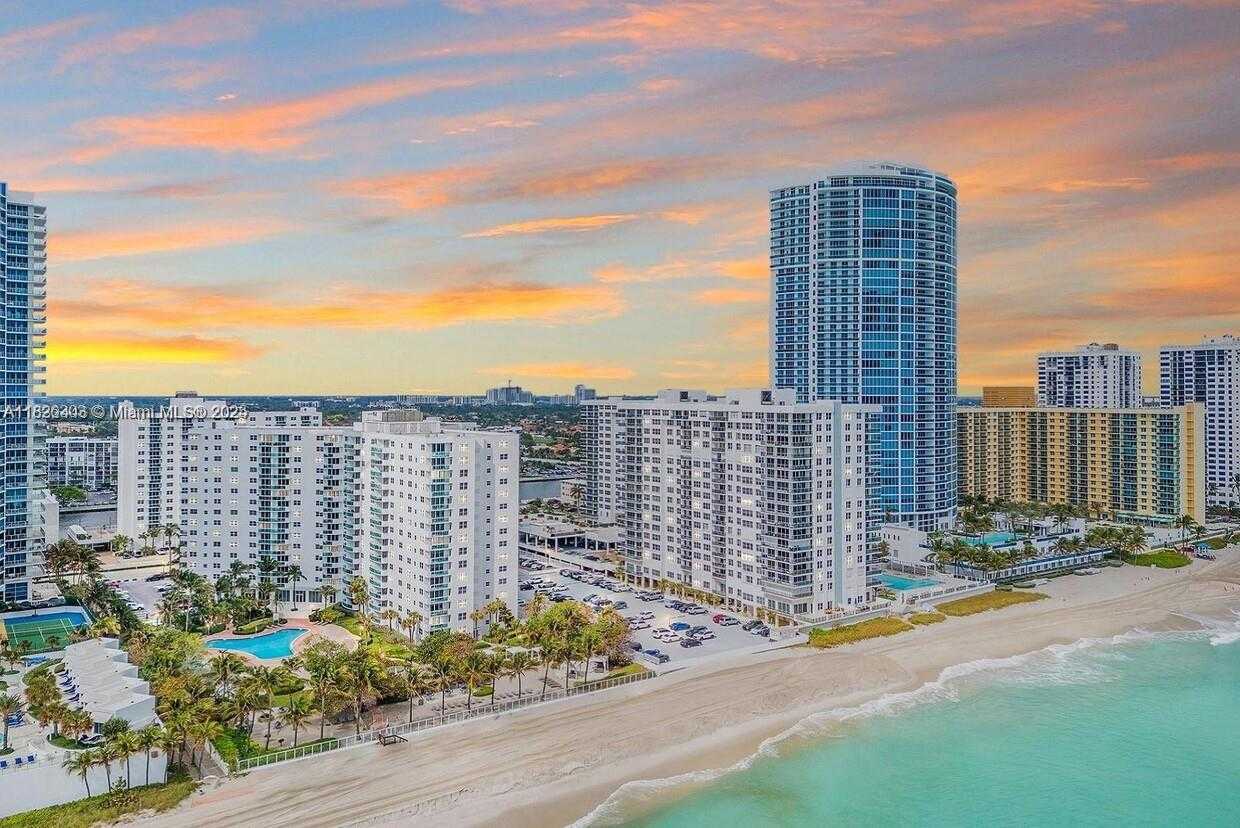 Small Image of 3001 SOUTH OCEAN DR #1427, Hollywood Number 2