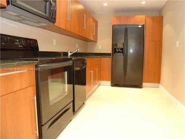Small Image of 3001 SOUTH OCEAN DR #1427, Hollywood Number 7