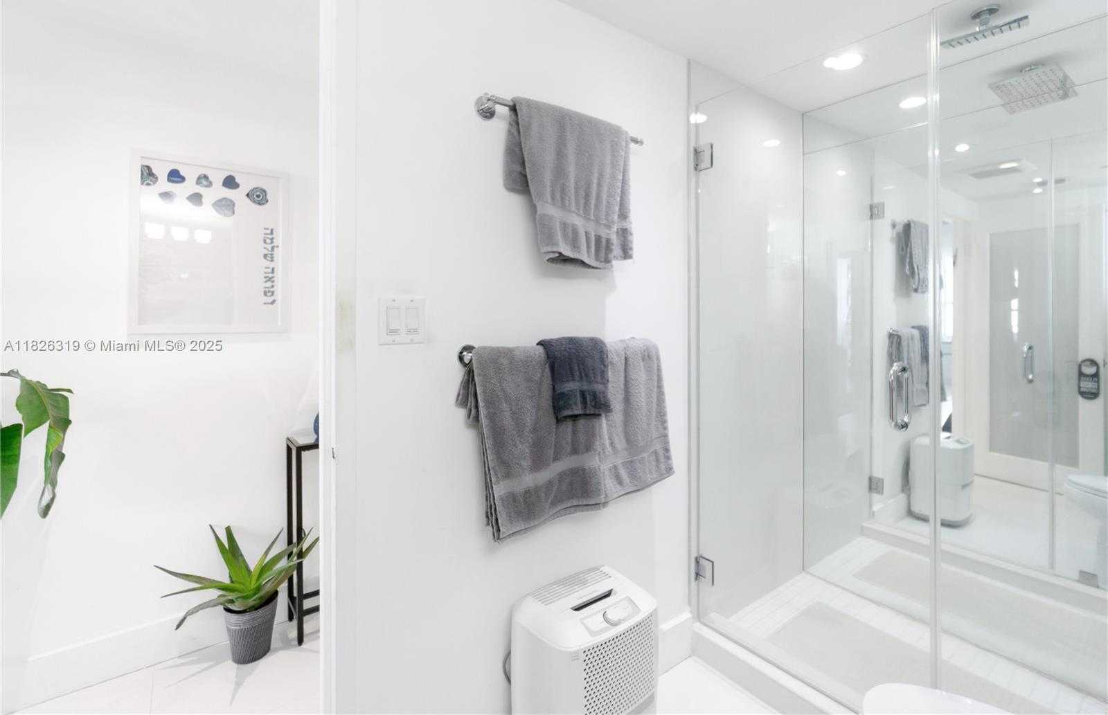 Small Image of 100 LINCOLN RD #646, Miami Beach Number 10