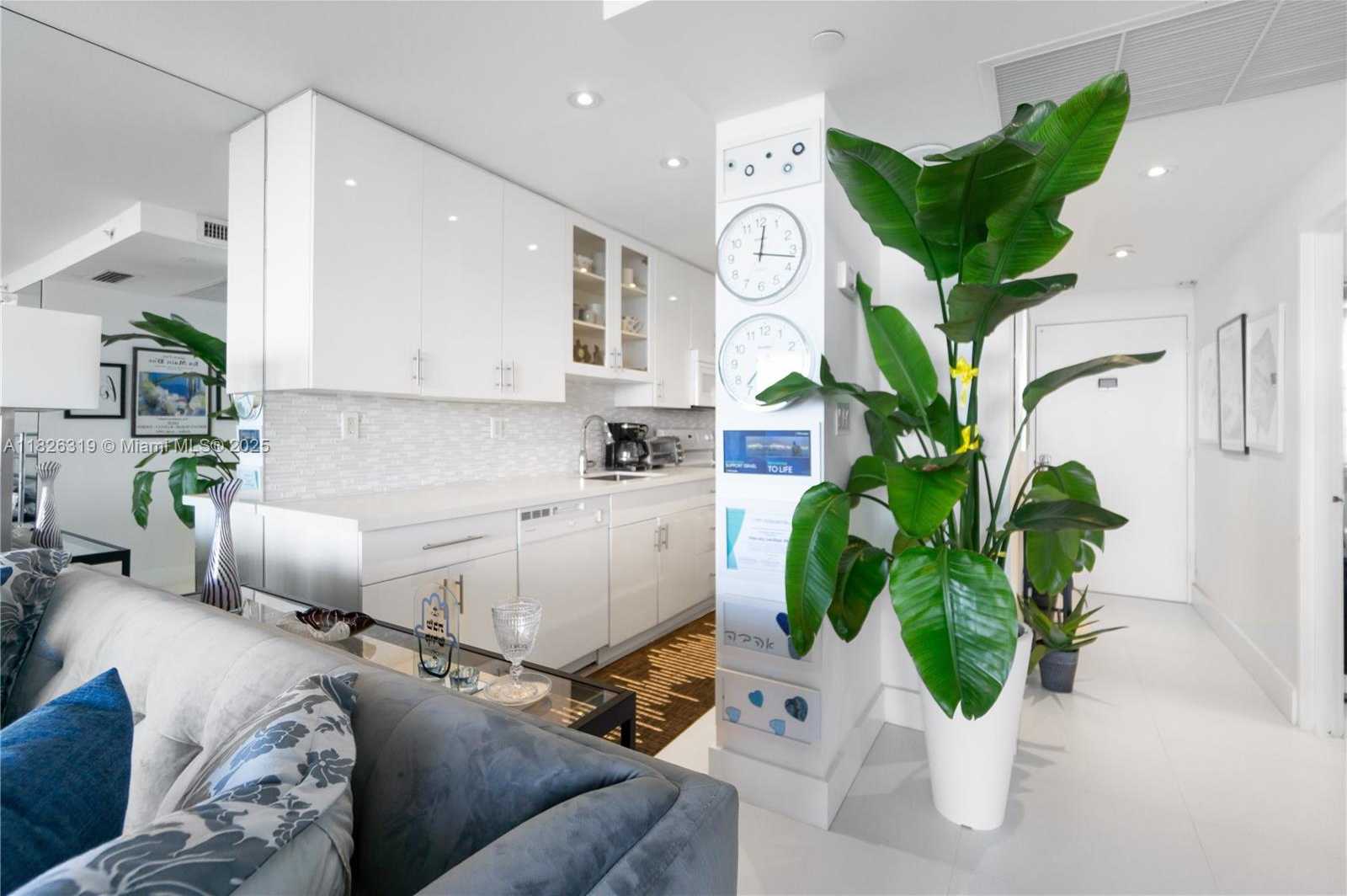 Small Image of 100 LINCOLN RD #646, Miami Beach Number 6