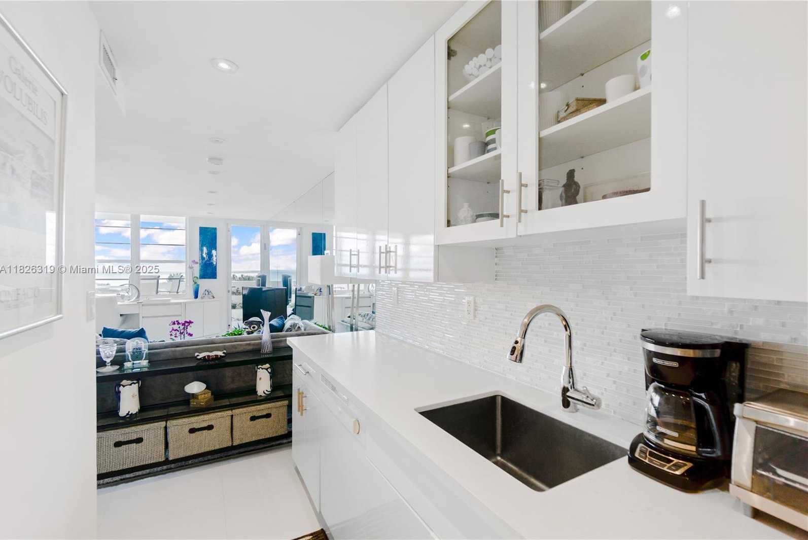 Small Image of 100 LINCOLN RD #646, Miami Beach Number 7