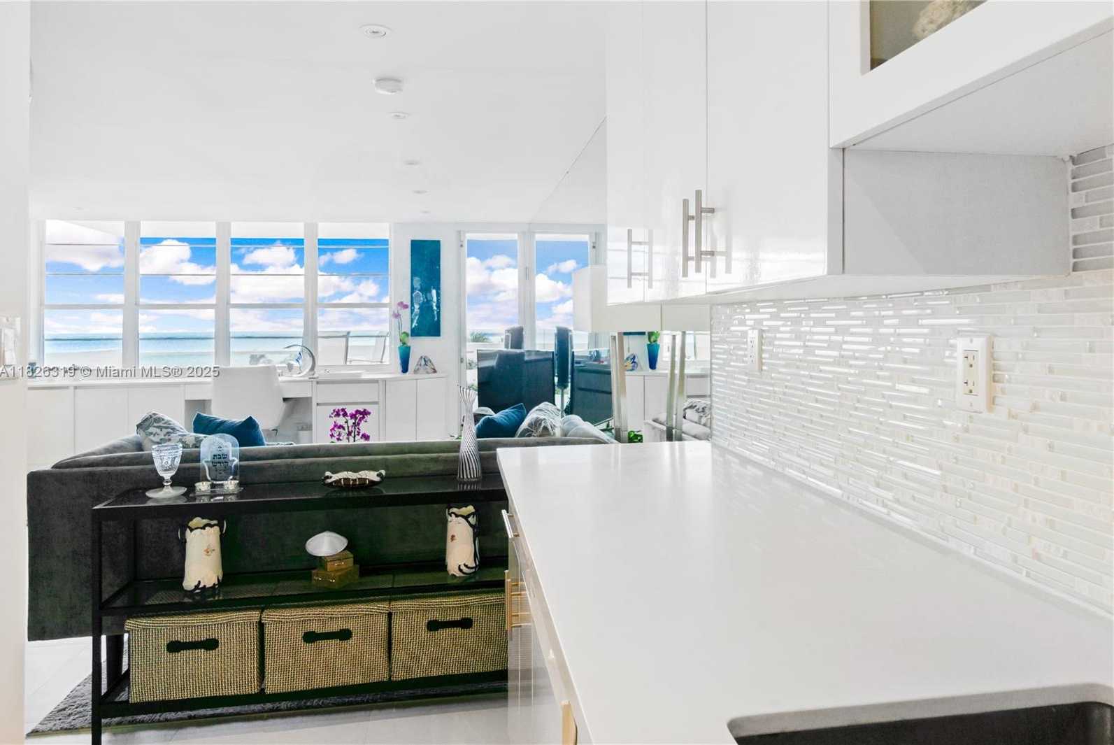 Small Image of 100 LINCOLN RD #646, Miami Beach Number 9