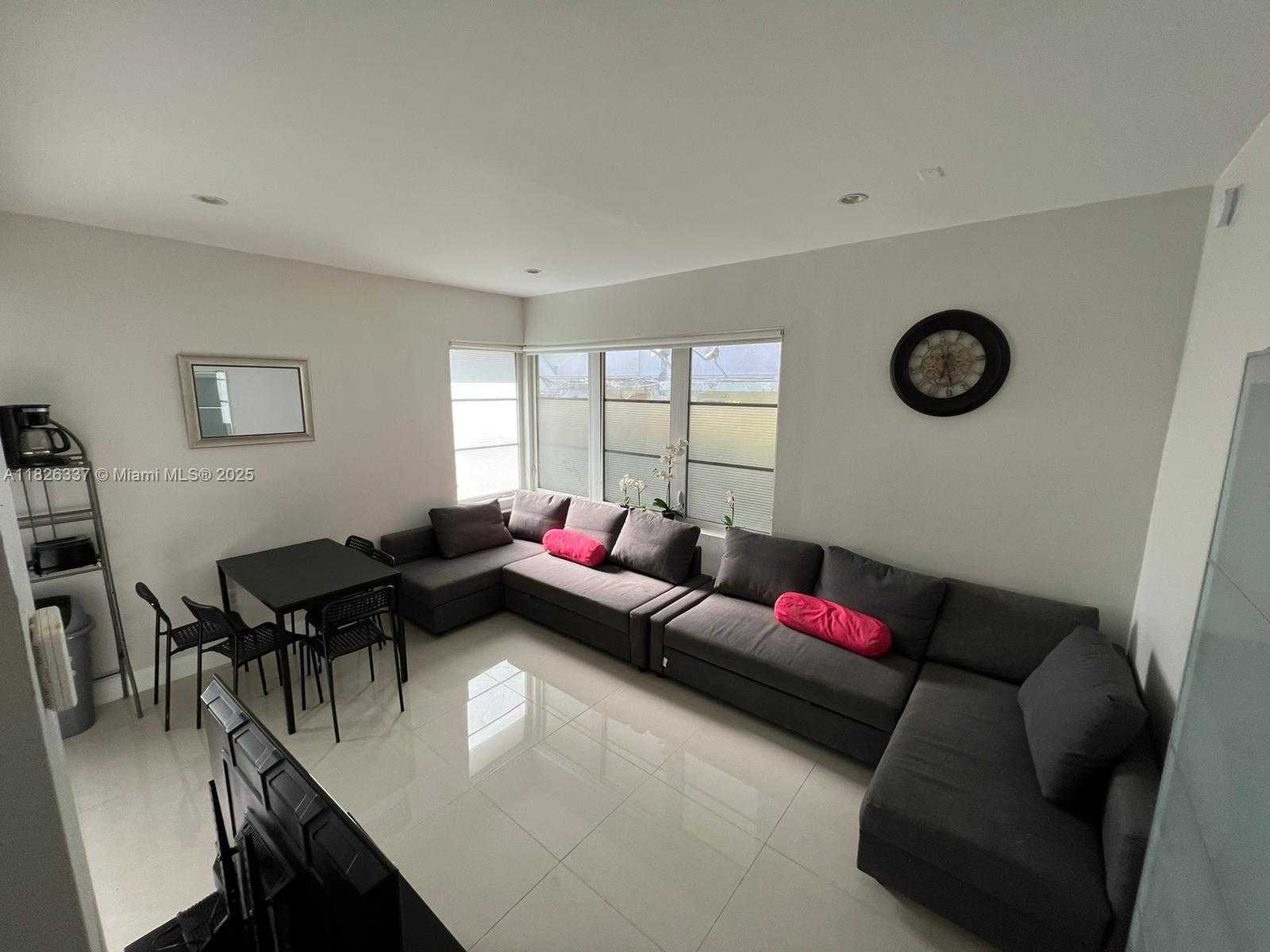 Small Image of 650 EUCLID AVE #207, Miami Beach Number 4