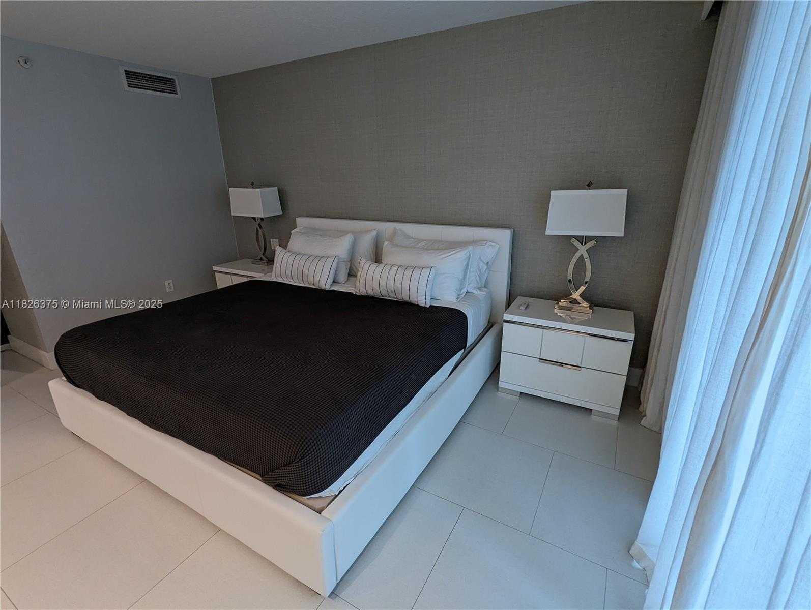 Small Image of 2101 BRICKELL AVE #1104, Miami Number 5