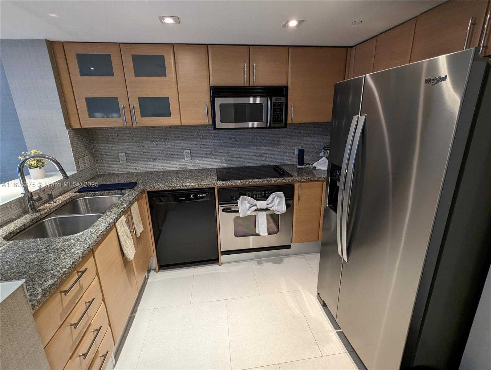 Small Image of 2101 BRICKELL AVE #1104, Miami Number 6