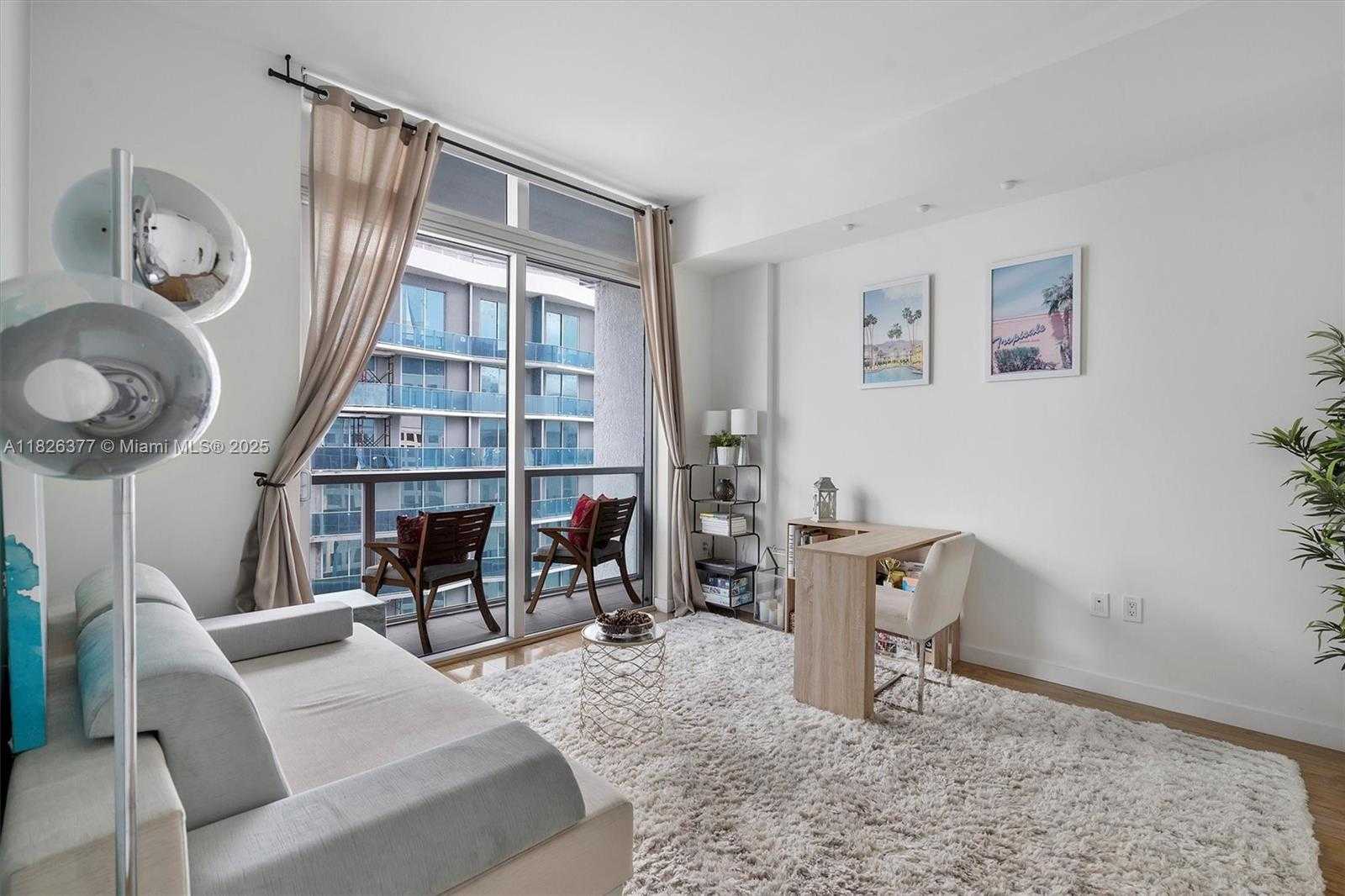 Small Image of 55 SOUTH EAST 6TH ST #4305, Miami Number 8
