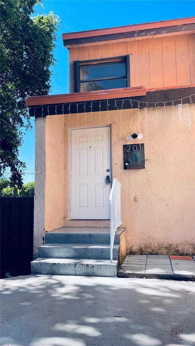 Small Image of 415 WEST PARK DR #201, Miami Number 21