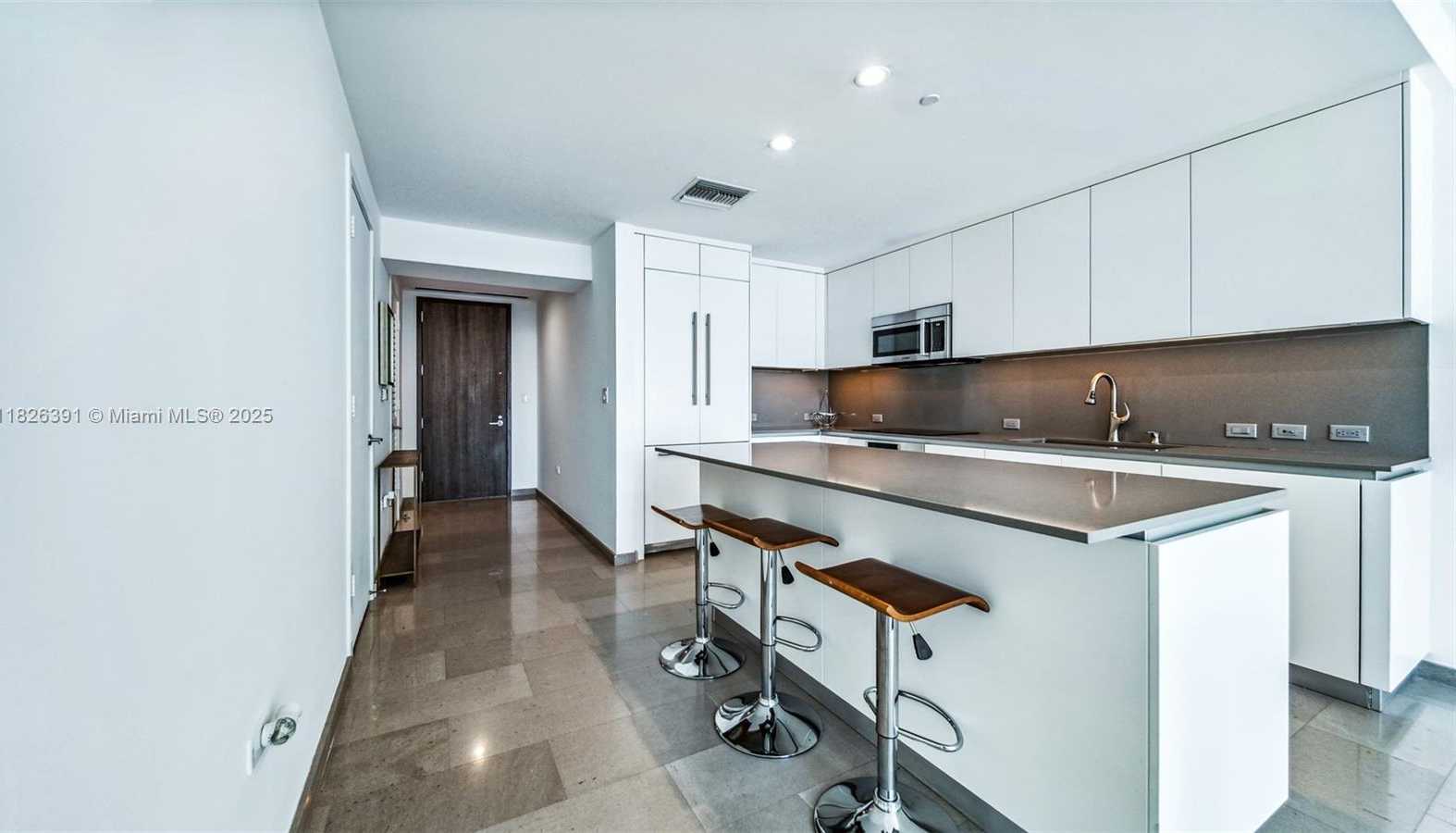 Small Image of 68 SOUTH EAST 6TH ST #1605, Miami Number 12