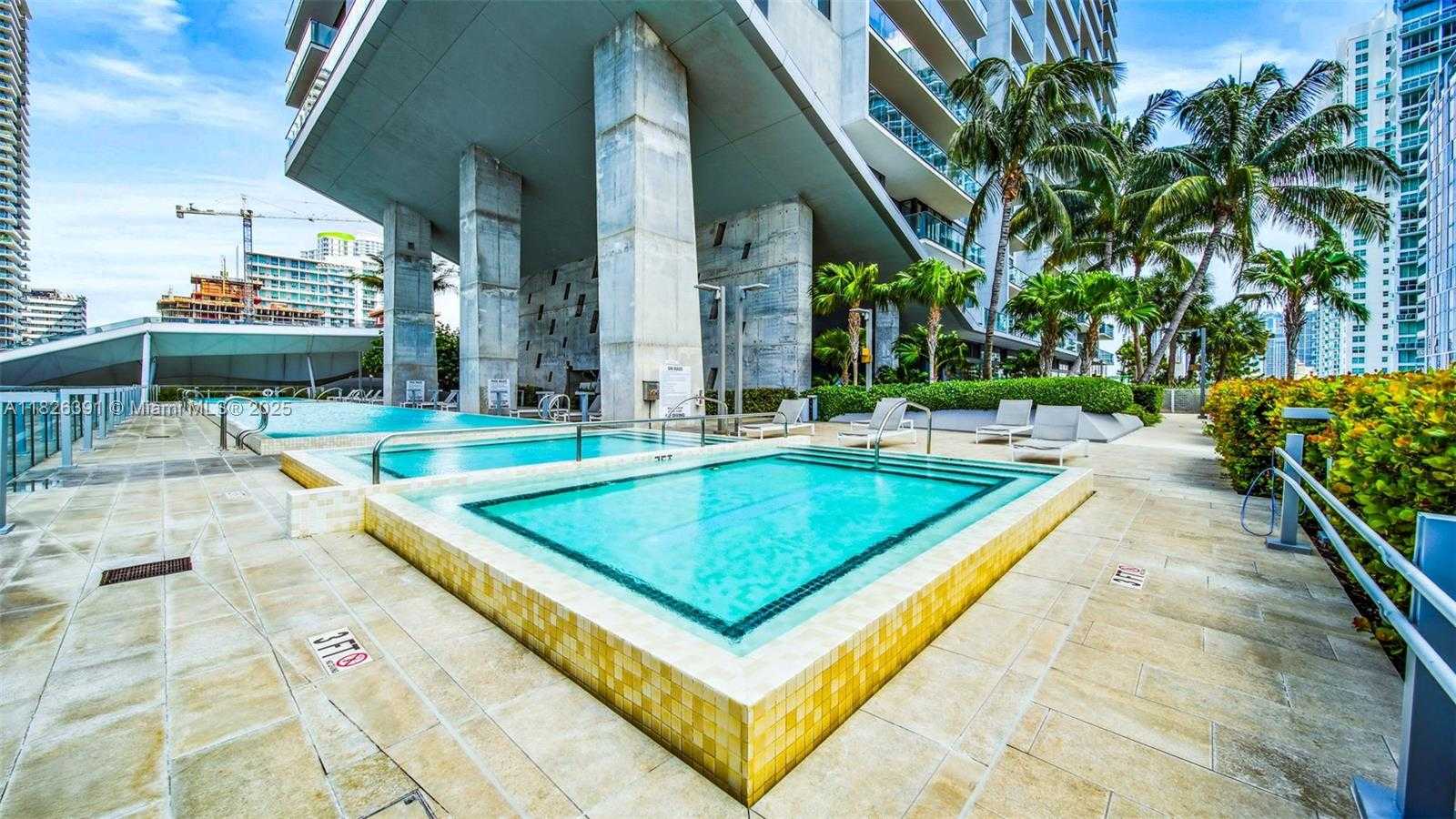 Small Image of 68 SOUTH EAST 6TH ST #1605, Miami Number 28