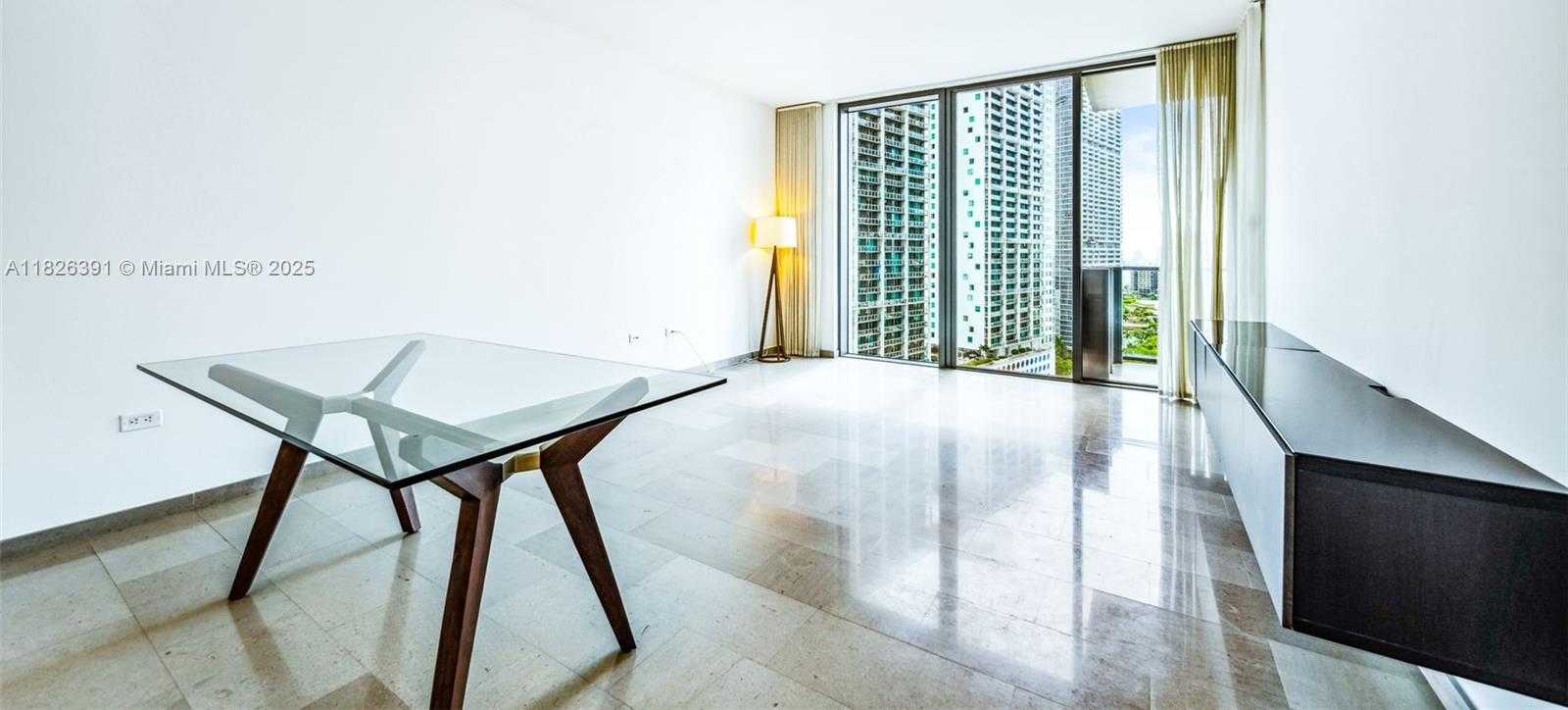 Small Image of 68 SOUTH EAST 6TH ST #1605, Miami Number 4