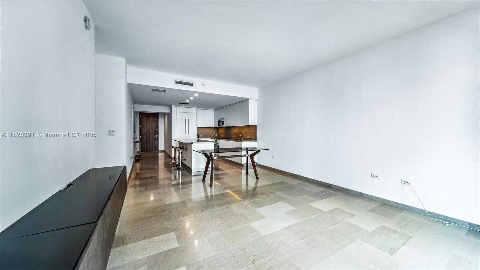 Small Image of 68 SOUTH EAST 6TH ST #1605, Miami Number 7