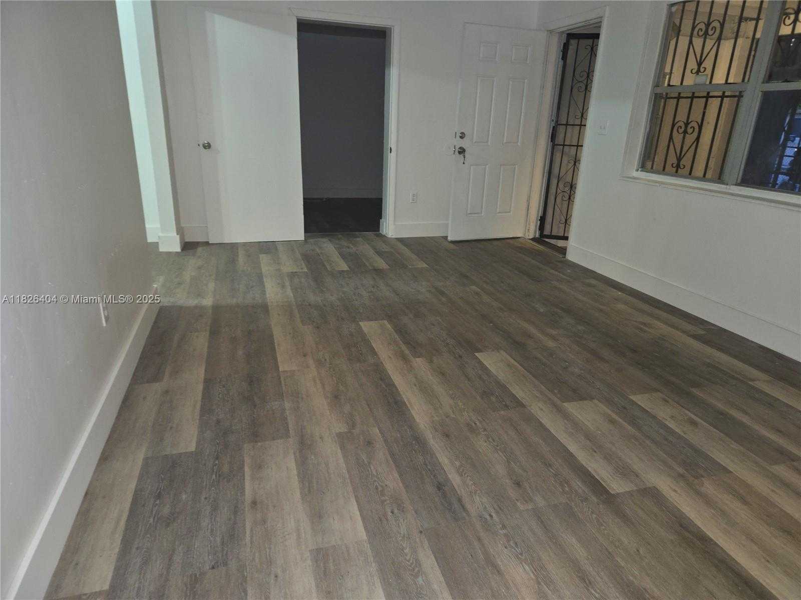 Small Image of 2150 NORTH WEST 93RD ST, Miami Number 15