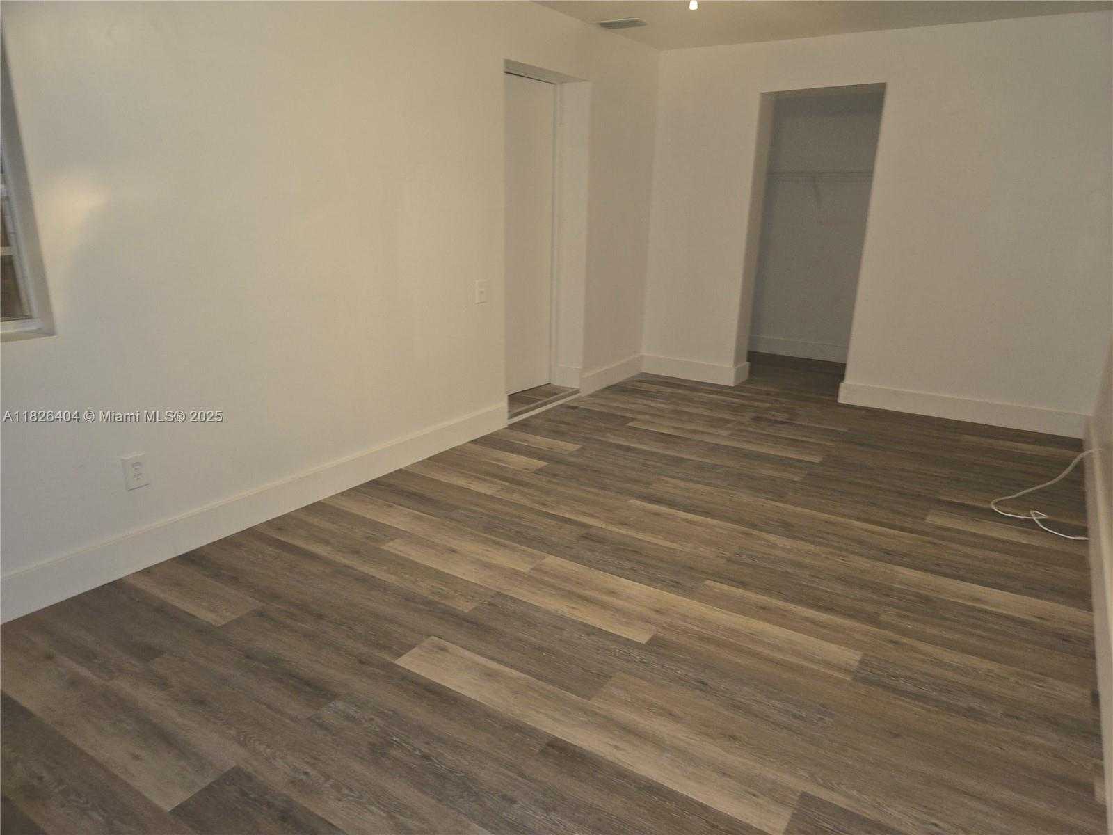 Small Image of 2150 NORTH WEST 93RD ST, Miami Number 8