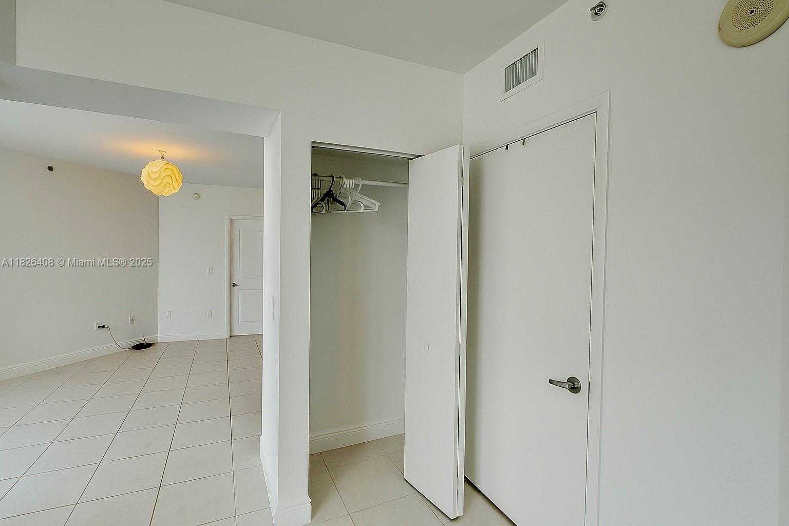 Small Image of 350 SOUTH MIAMI AVE #1206, Miami Number 14