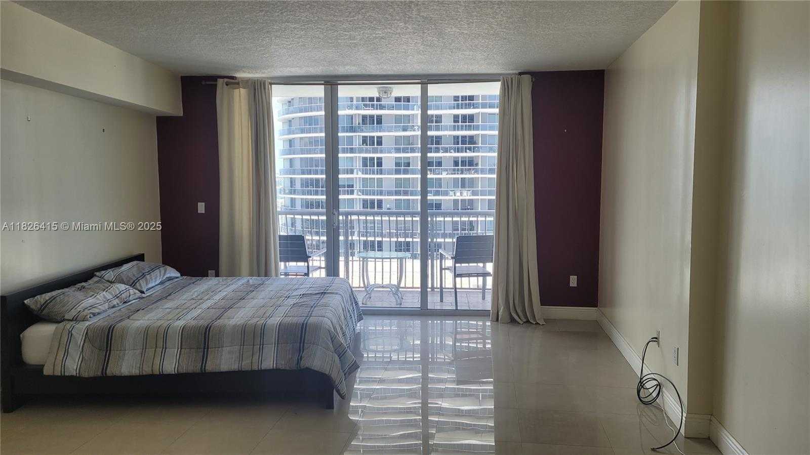 Small Image of 1750 NORTH BAYSHORE DR #4107, Miami Number 5