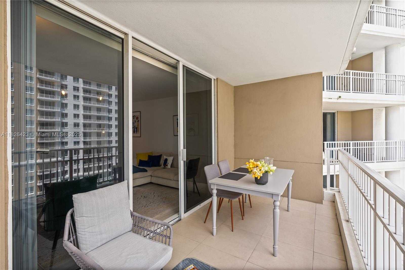 Small Image of 701 BRICKELL KEY BLVD #1408, Miami Number 19