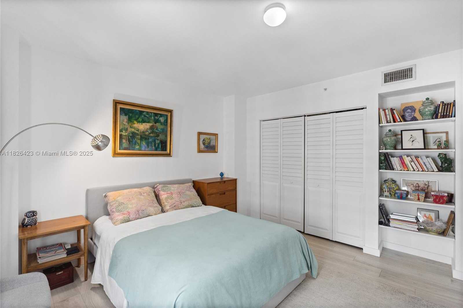 Small Image of 701 BRICKELL KEY BLVD #1408, Miami Number 22