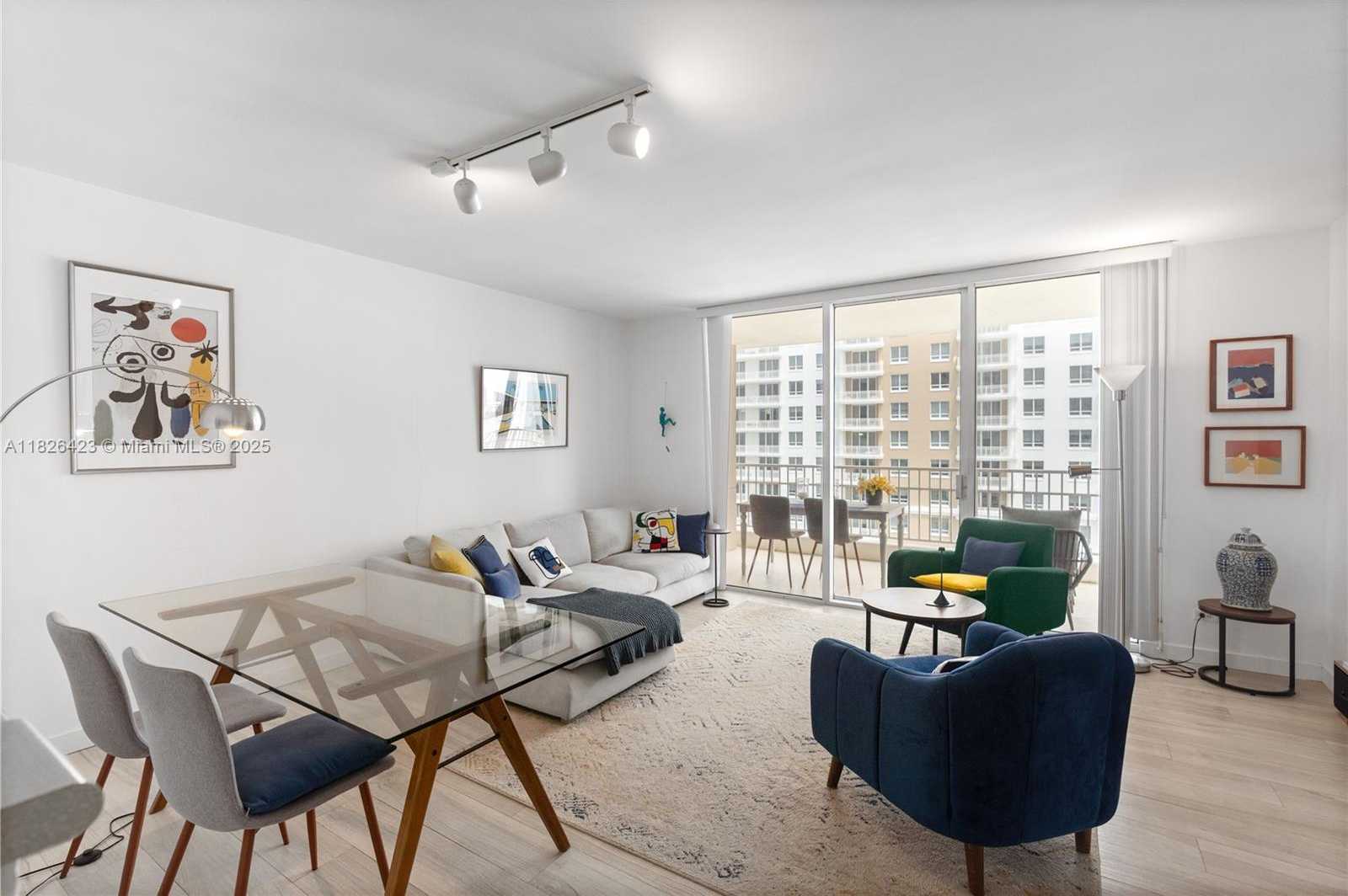 Small Image of 701 BRICKELL KEY BLVD #1408, Miami Number 8