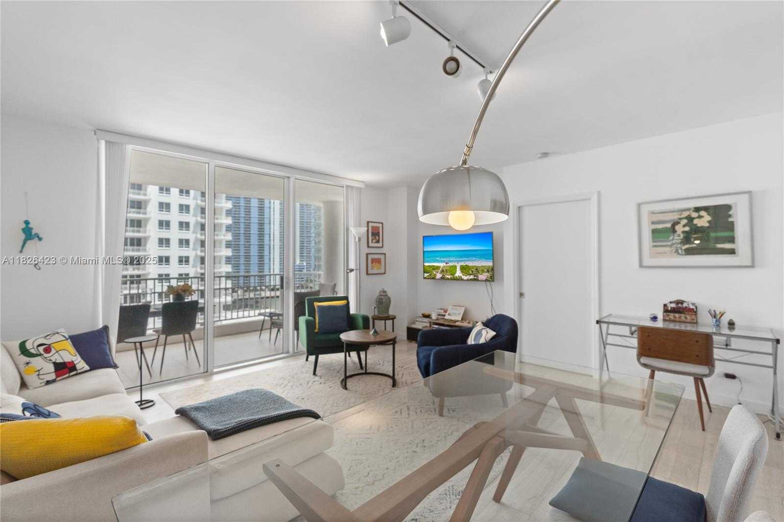 Small Image of 701 BRICKELL KEY BLVD #1408, Miami Number 9