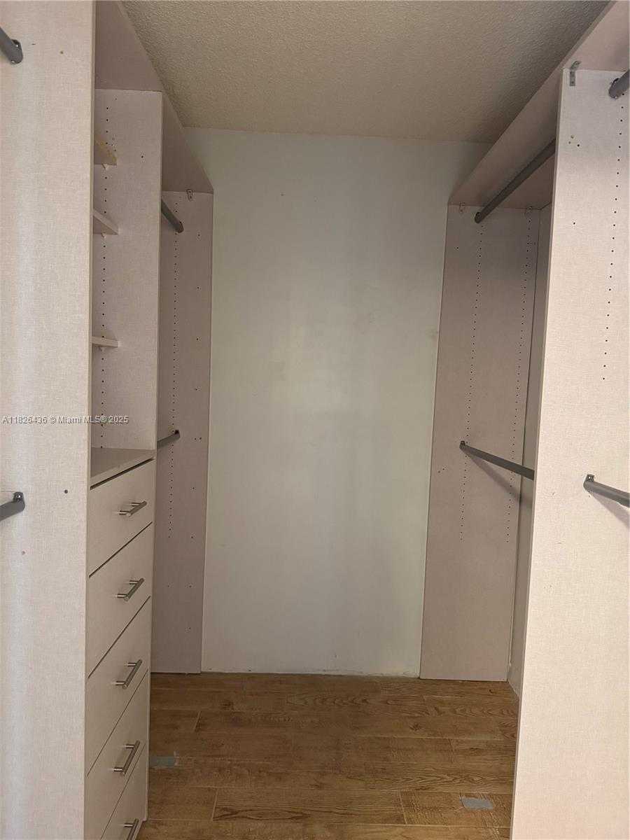 Small Image of 2851 NORTH EAST 183RD ST #1903E, Aventura Number 10