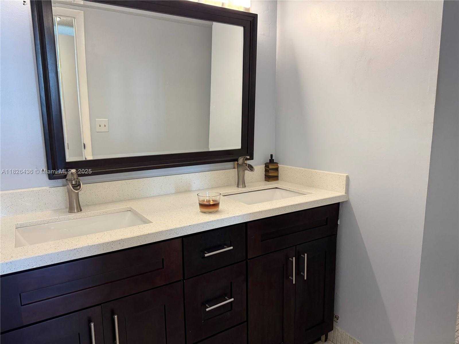 Small Image of 2851 NORTH EAST 183RD ST #1903E, Aventura Number 11