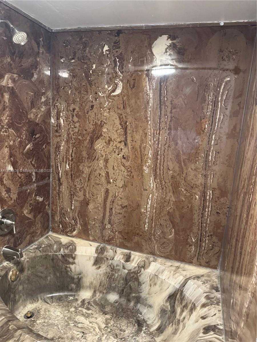 Small Image of 2851 NORTH EAST 183RD ST #1903E, Aventura Number 13