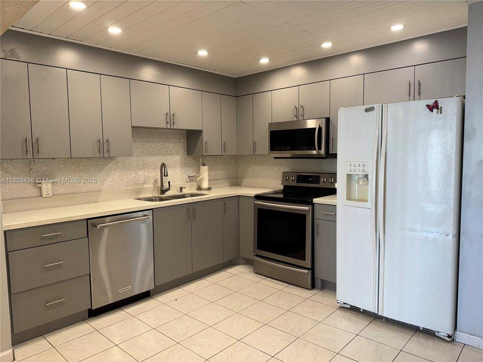 Small Image of 2851 NORTH EAST 183RD ST #1903E, Aventura Number 15