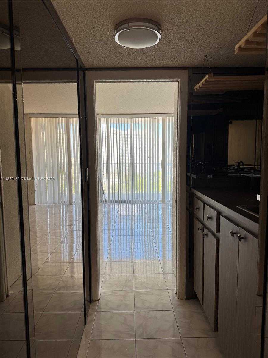 Small Image of 2851 NORTH EAST 183RD ST #1903E, Aventura Number 19