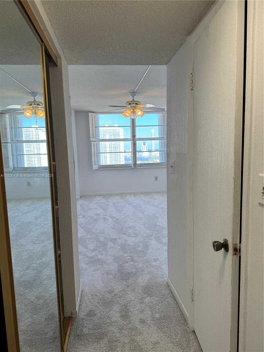 Small Image of 2851 NORTH EAST 183RD ST #1903E, Aventura Number 22