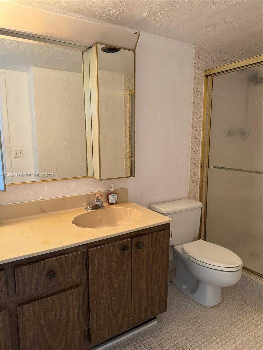 Small Image of 2851 NORTH EAST 183RD ST #1903E, Aventura Number 25