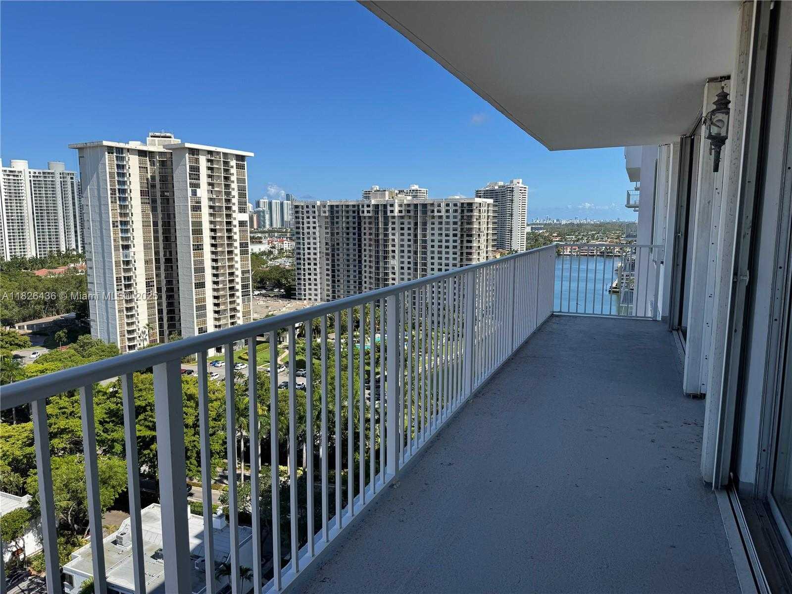 Small Image of 2851 NORTH EAST 183RD ST #1903E, Aventura Number 27