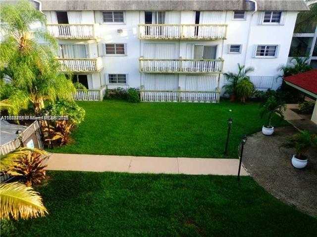 Small Image of 15221 NORTH EAST 6TH AVE #A203, Miami Number 2