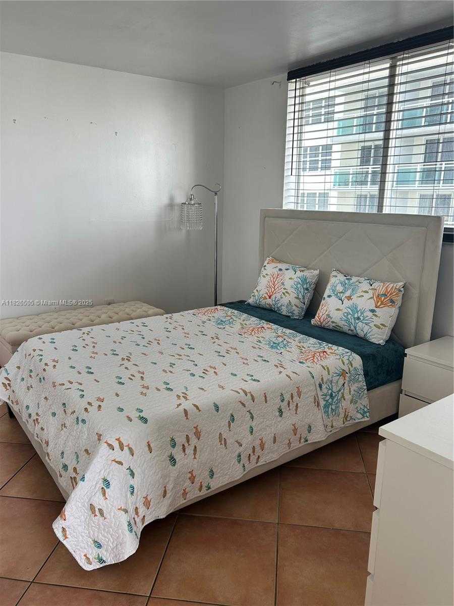 Small Image of 6969 COLLINS AVE #902, Miami Beach Number 22