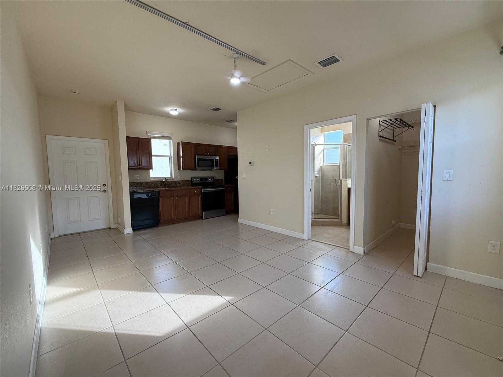 Small Image of 17067 SOUTH WEST 93RD ST #Studio, Miami Number 8