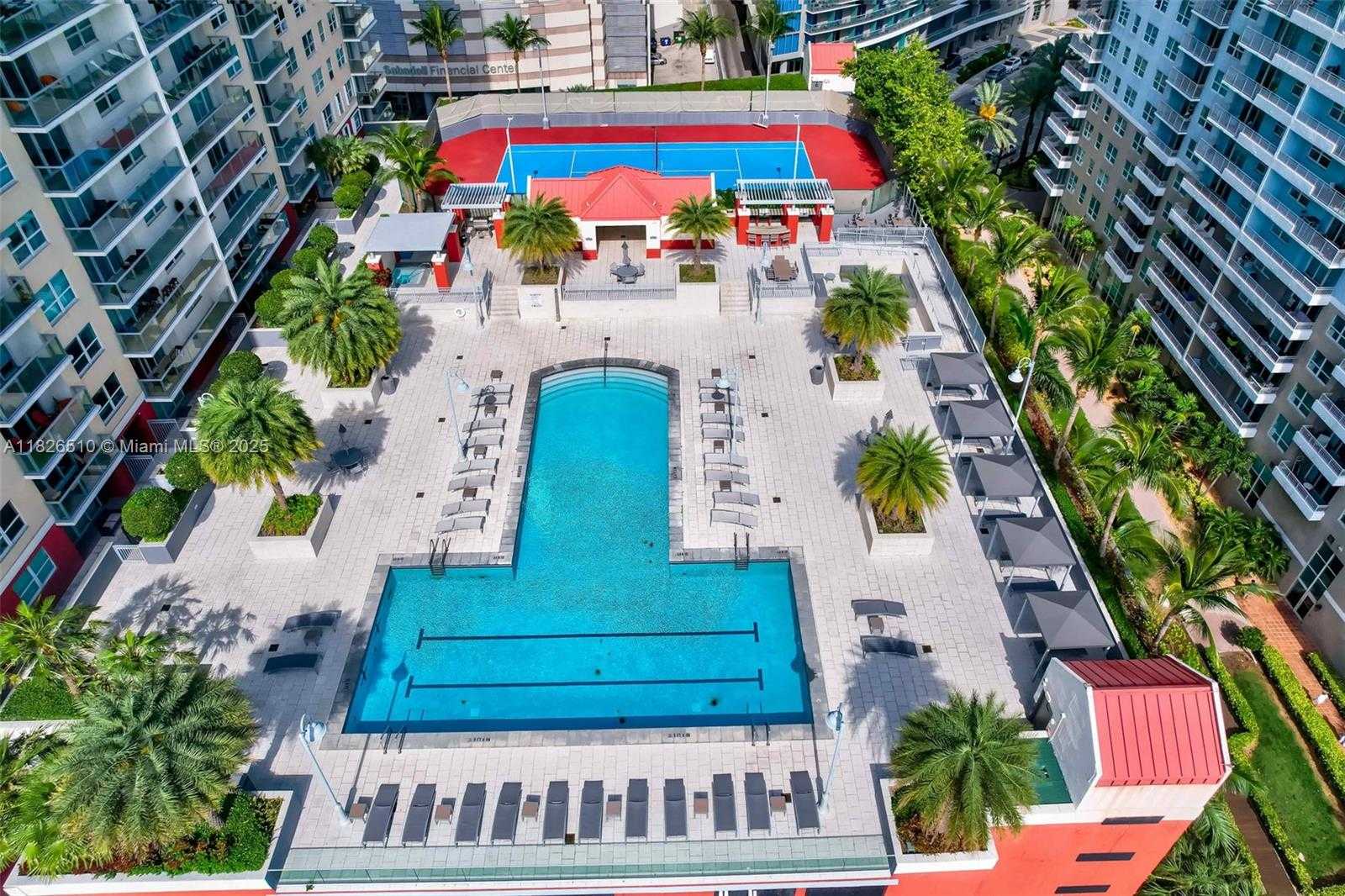 Small Image of 1155 BRICKELL BAY DR #403, Miami Number 19