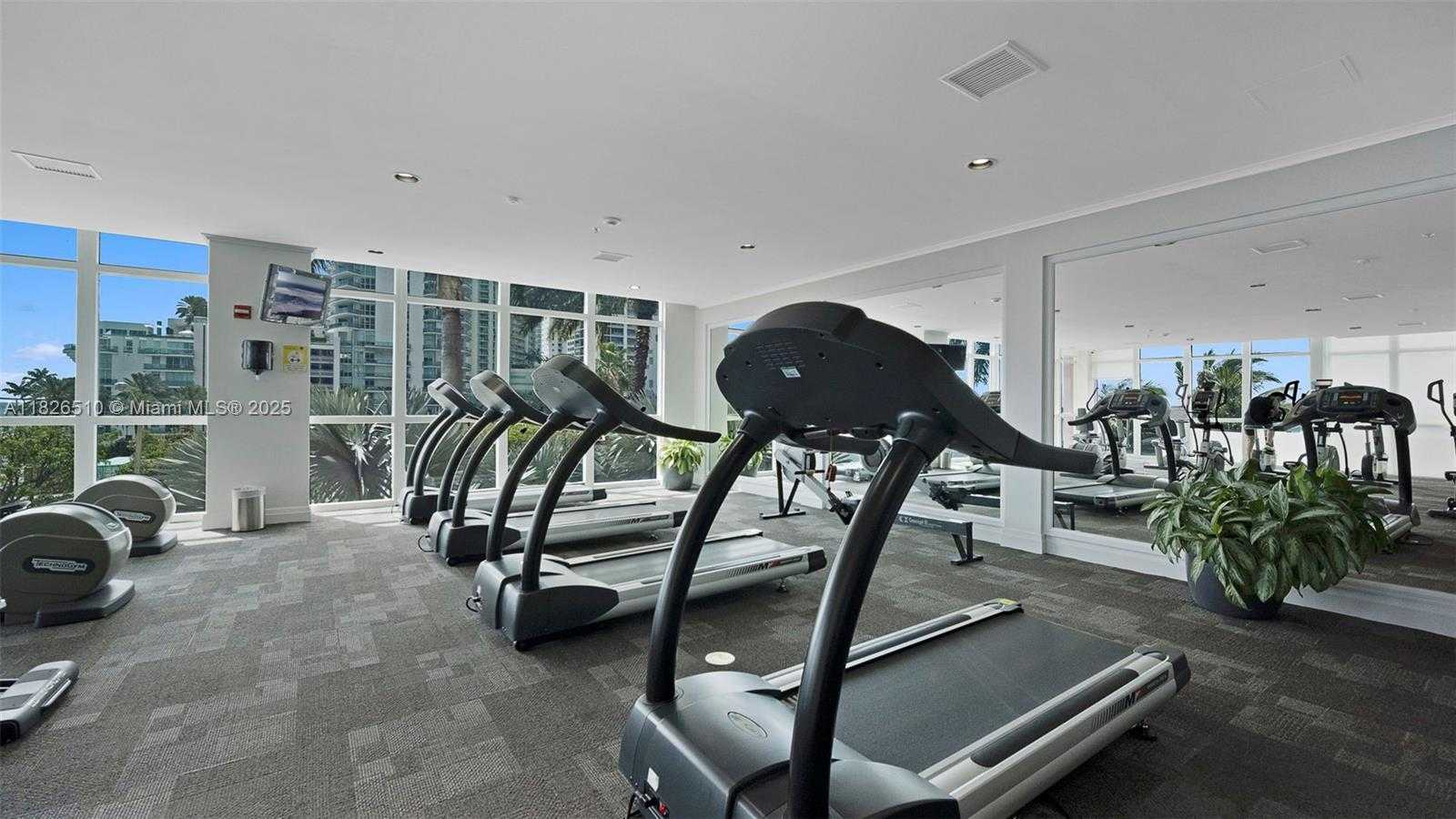 Small Image of 1155 BRICKELL BAY DR #403, Miami Number 28