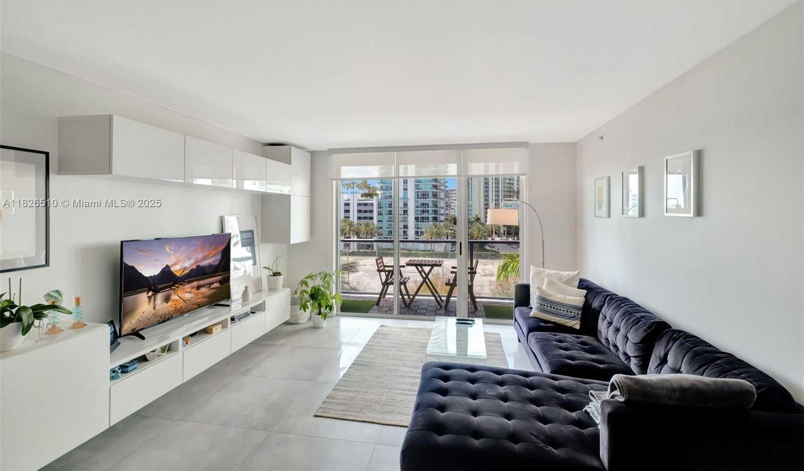 Small Image of 1155 BRICKELL BAY DR #403, Miami Number 6