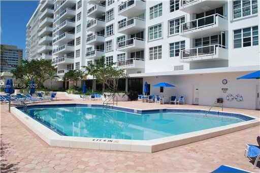 Small Image of 5700 COLLINS AVE #15H, Miami Beach Number 22