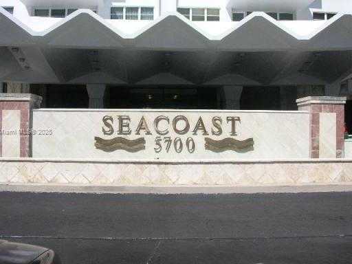 Small Image of 5700 COLLINS AVE #15H, Miami Beach Number 26