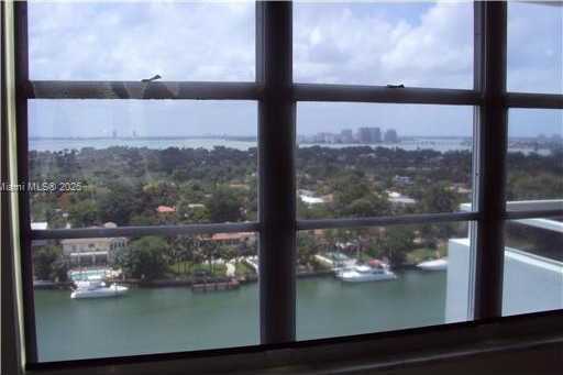 Small Image of 5700 COLLINS AVE #15H, Miami Beach Number 9