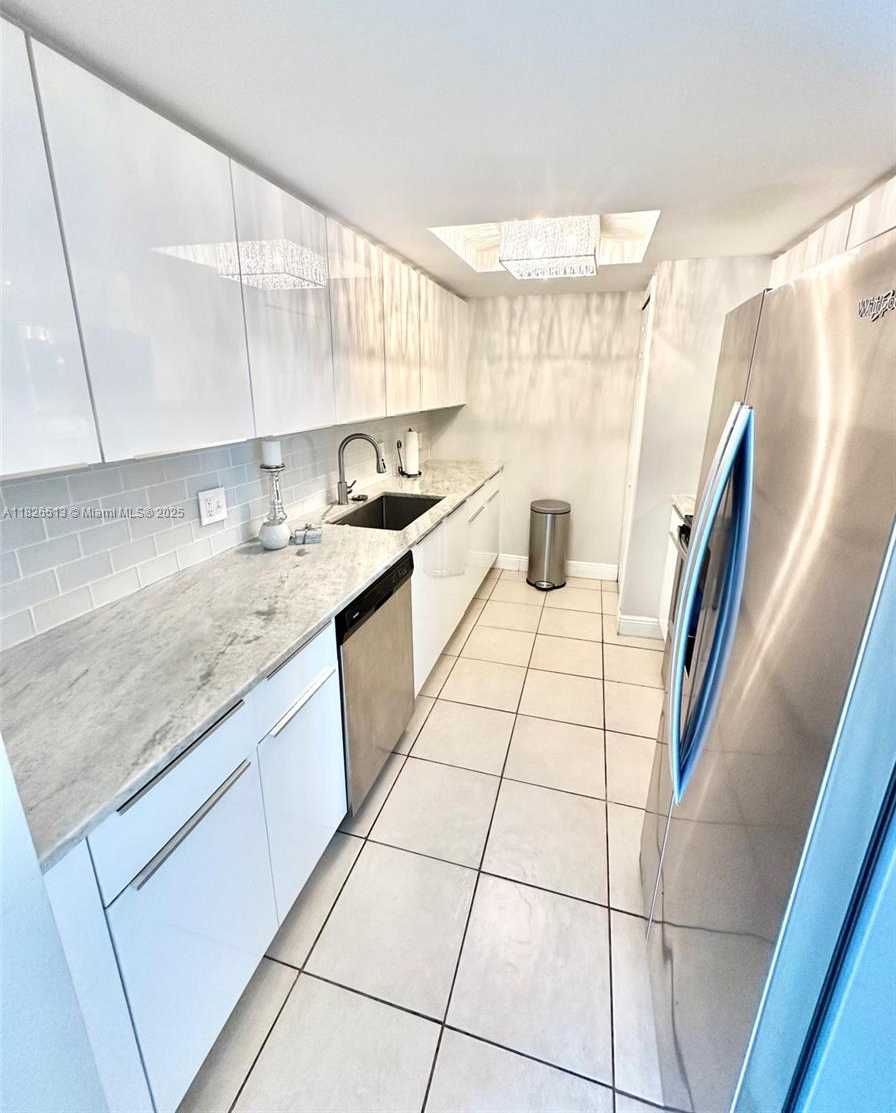 Small Image of 2415 NORTH WEST 16TH ST RD #312-1, Miami Number 5